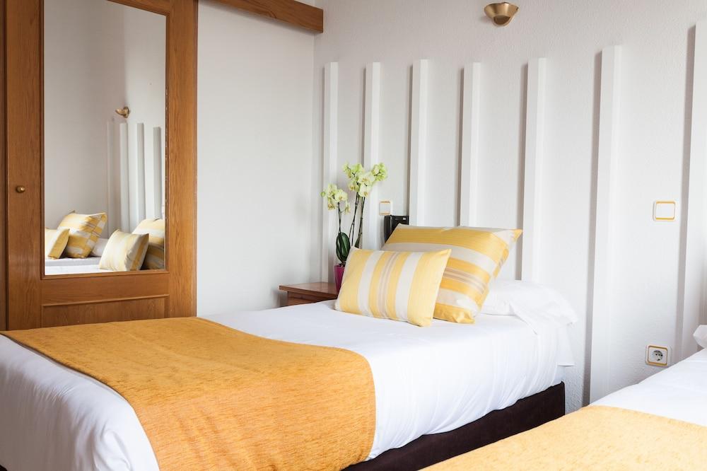 Josefina Hostal Madrid