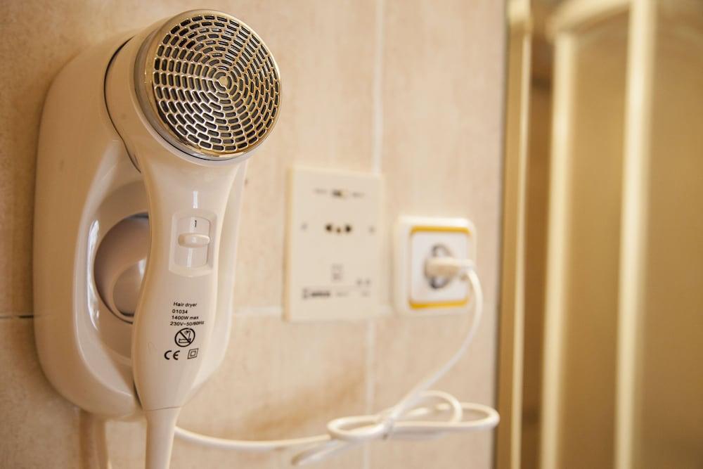 Josefina Hostal Madrid